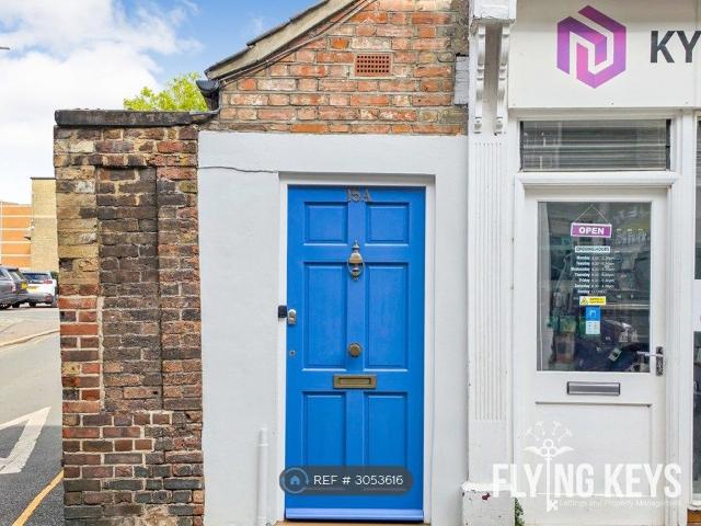 St. James Street, King's Lynn PE30, 2 bed maisonette to rent, £1,050 pcm | PrimeLocation
