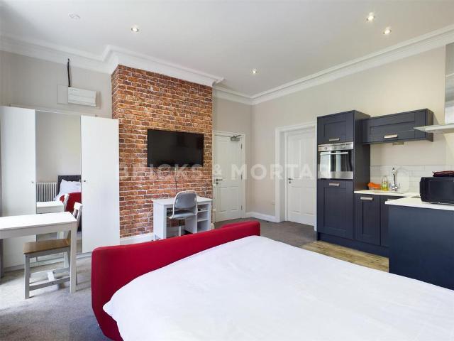 St. James Street, Newcastle Upon Tyne. Studio to rent £875 pcm £202 pw