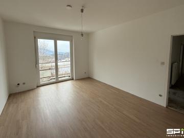 St. Jakob im Rosental/Schlatten 2 Zimmerwohnung mit Balkon im 1. Obergeschoss