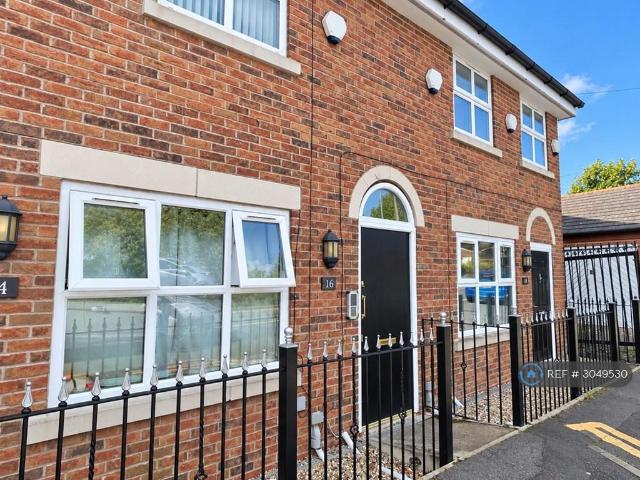St John St, Manchester, M46 1 bed flat to rent £630 pcm £145 pw