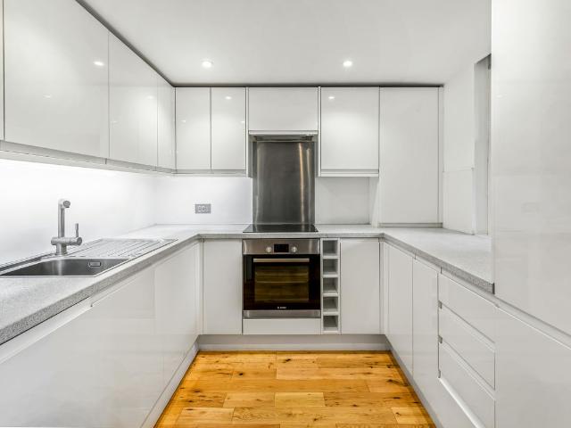 St John Street, London EC1V, 1 bed flat to rent, £2,700 pcm | PrimeLocation