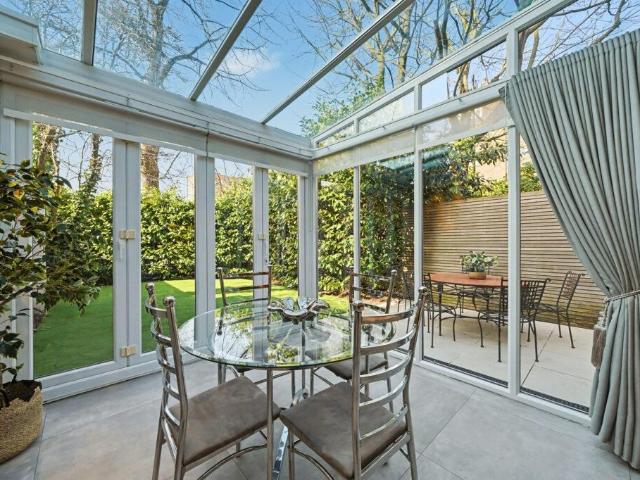St John’s Wood Park, London, NW8 4 bed semi detached house to rent £11,301 pcm £2,608 pw