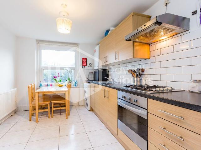 St John's Villas, Archway, London N19, 4 bed flat to rent, £3,500 pcm | PrimeLocation