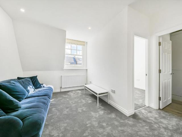 St. Johns Wood High Street, London NW8, 1 bed flat to rent, £2,500 pcm | PrimeLocation