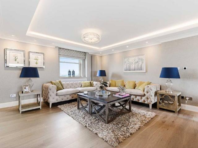 St. Johns Wood Park, London NW8 5 bed flat to rent £10,500 pcm £2,423 pw
