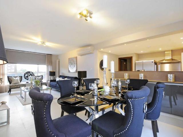 St. Johns Wood Park, London, NW8 3 bed apartment to rent £5,633 pcm £1,300 pw