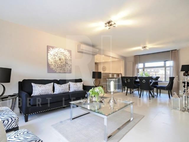 St. Johns Wood Park, London NW8, 3 bed flat to rent, £5,633 pcm | PrimeLocation