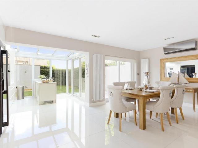 St. Johns Wood Park, St. Johns Wood. 4 bed terraced house to rent £10,799 pcm £2,492 pw
