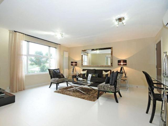 St. Johns Wood Park, St Johns Wood. 3 bed apartment to rent £5,633 pcm £1,300 pw