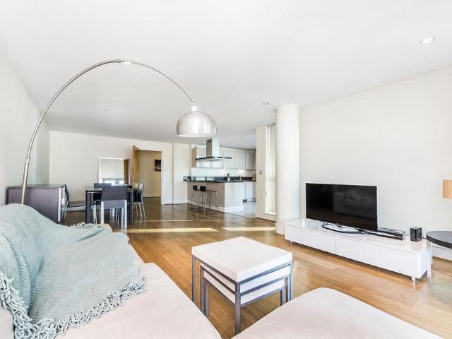St. Johns Wood Park, St John's Wood, London NW8, 3 bed flat to rent, £5,200 pcm | PrimeLocation