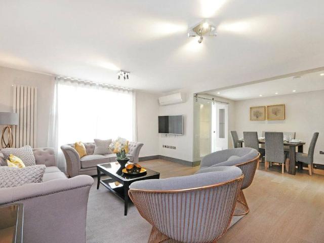St. Johns Wood Park, St. Johns Wood, London NW8, 3 bed flat to rent, £6,067 pcm | PrimeLocation