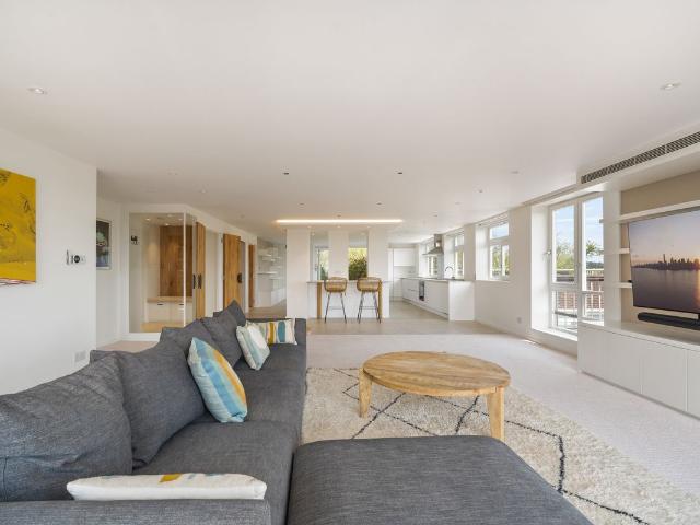 St. Johns Wood Park, St John's Wood, London NW8, 4 bed flat to rent, £10,183 pcm | PrimeLocation