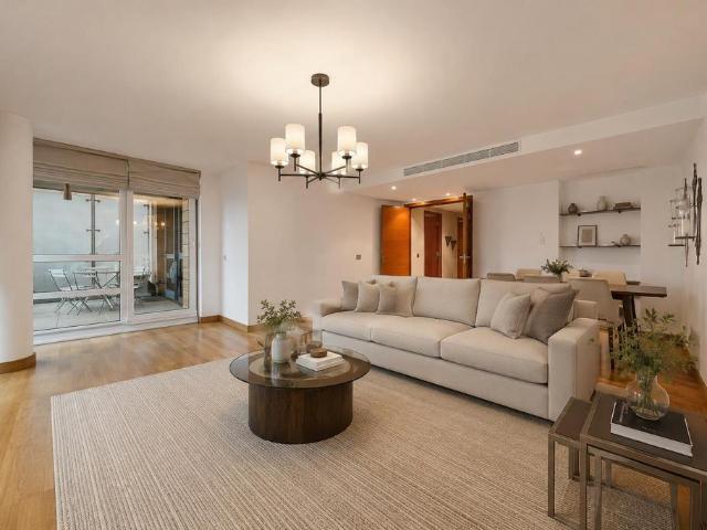 St. Johns Wood Road, London NW8 2 bed apartment to rent £5,417 pcm £1,250 pw