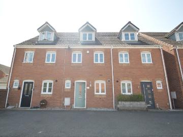 St. Johns Close, Burntwood WS7, 3 bed terraced house to rent, £1,300 pcm | PrimeLocation