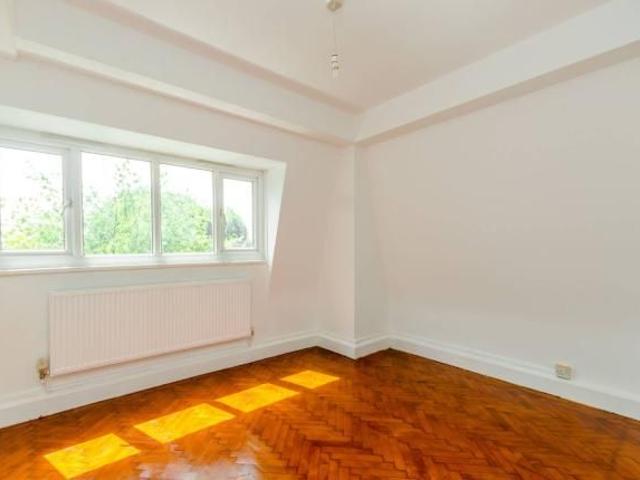 St. Johns Drive, Earlsfield SW18, 3 bed flat to rent, £2,150 pcm | PrimeLocation