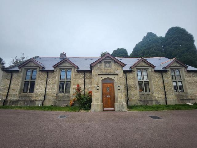 St Johns Mews 2 bed cottage to rent £825 pcm £190 pw