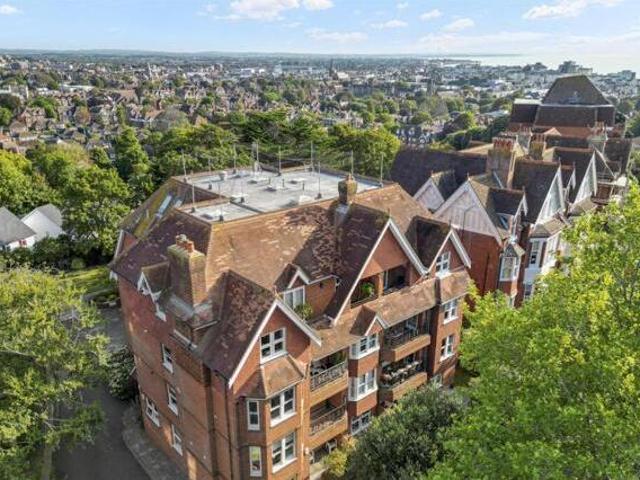 St. Johns Road, Meads, 2 Bedroom Flat