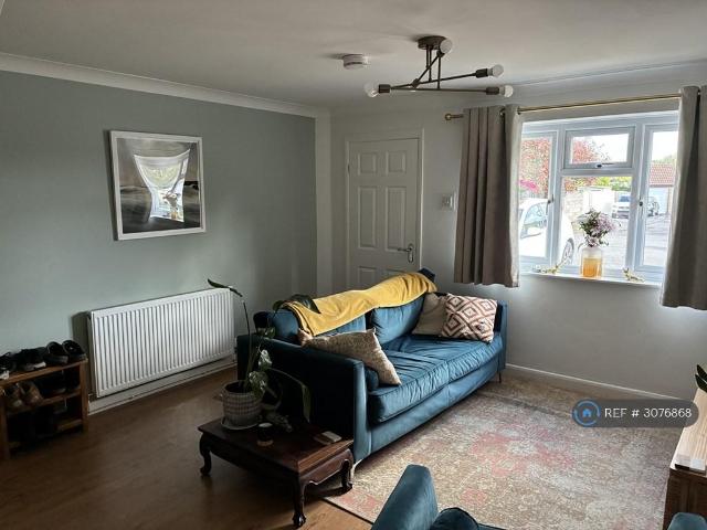 St Johns Road, Bath, BA2 3 bed semi detached house to rent £1,350 pcm £312 pw