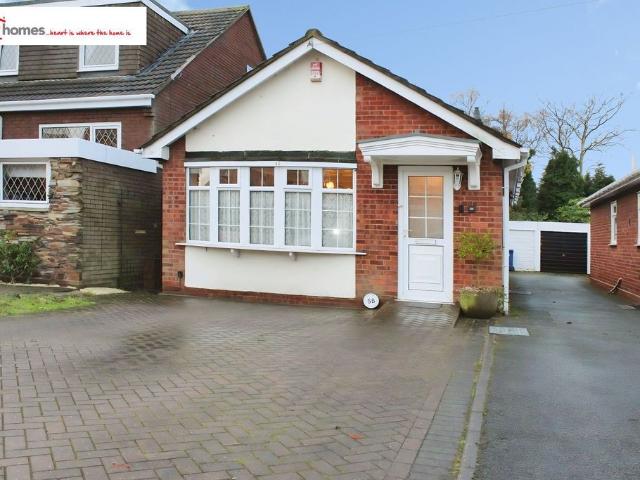 St. Johns Road, Cannock WS11, 2 bed detached bungalow to rent, £995 pcm | PrimeLocation