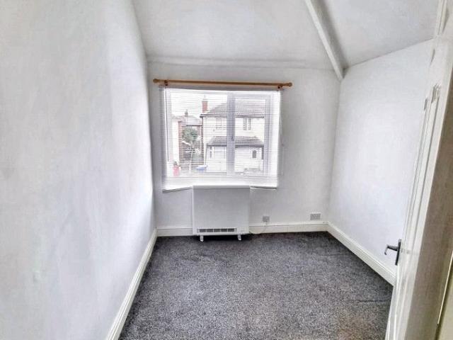 St Johns Road, Doncaster, DN12