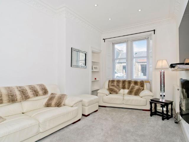 St Johns Road, Edinburgh, EH12 7SB