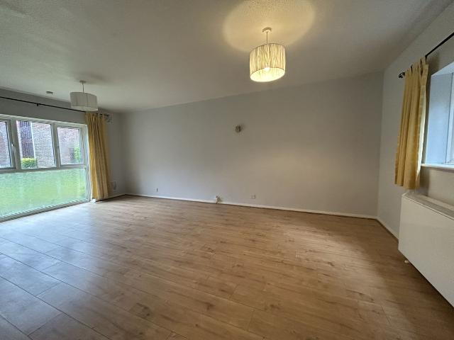 St Johns Road, Sevenoaks, Kent TN13, Studio to rent, £995 pcm | PrimeLocation