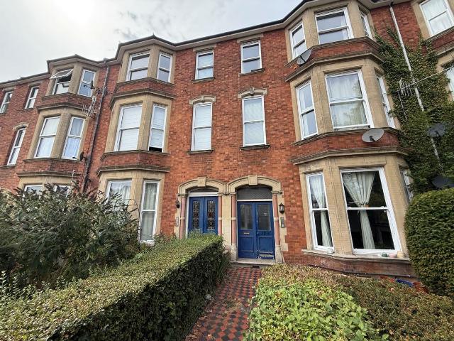 St Johns Road, Tunbridge Wells TN4, 3 bed flat to rent, £1,600 pcm | PrimeLocation