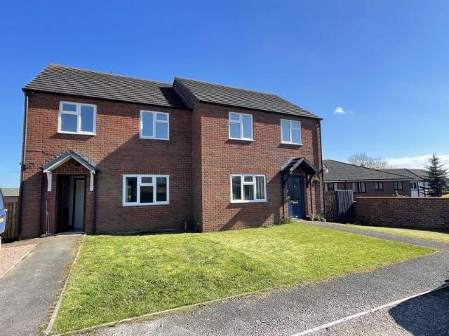 St. Johns Street, Whitchurch 3 bed semi detached house to rent £950 pcm £219 pw
