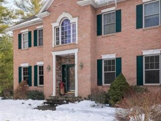 St Josephs Way, Hopkinton, Home For Sale