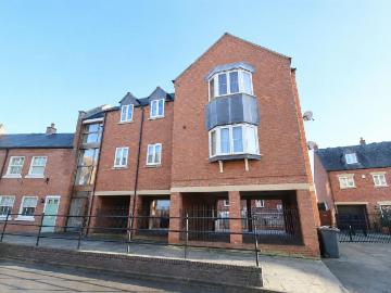 St. Julians Crescent, Shrewsbury SY1, 3 bed flat to rent, £1,100 pcm | PrimeLocation