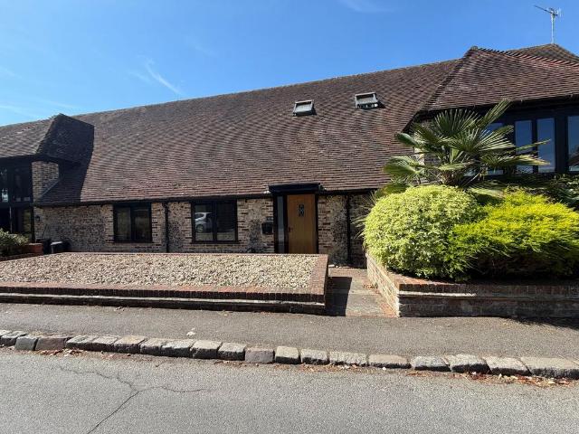 St. Julians Lane, Shoreham By Sea BN43 2 bed terraced house to rent £1,950 pcm £450 pw