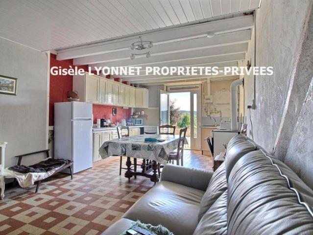 St Julien Molhesabate 43220 Maison de ville exposée sud 115 m² 4 chambres