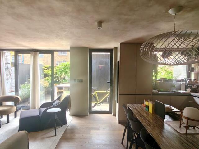 St. Katharines Way, London E1W, 2 bed maisonette to rent, £3,600 pcm | PrimeLocation