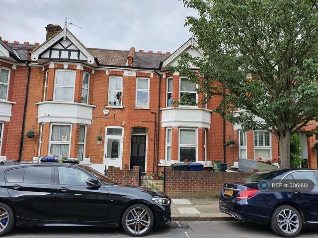 St. Kilda Road, London, W13 1 bed flat to rent £1,875 pcm £433 pw