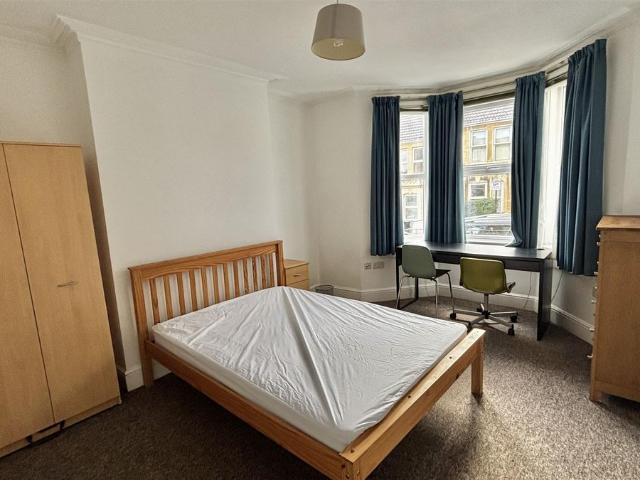 St Kildas Road BA2, 5 bed terraced house to rent, £3,000 pcm | PrimeLocation