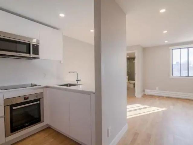 St. Lambert | 1550 Avenue Filion, Saint Lambert · 1 ch