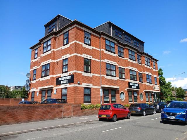 St. Laurence Way, Slough SL1, 2 bed flat to rent, £1,600 pcm | PrimeLocation