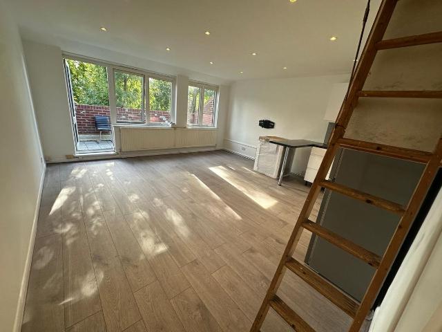 St. Laurence Close, London NW6, 1 bed flat to rent, £2,145 pcm | PrimeLocation