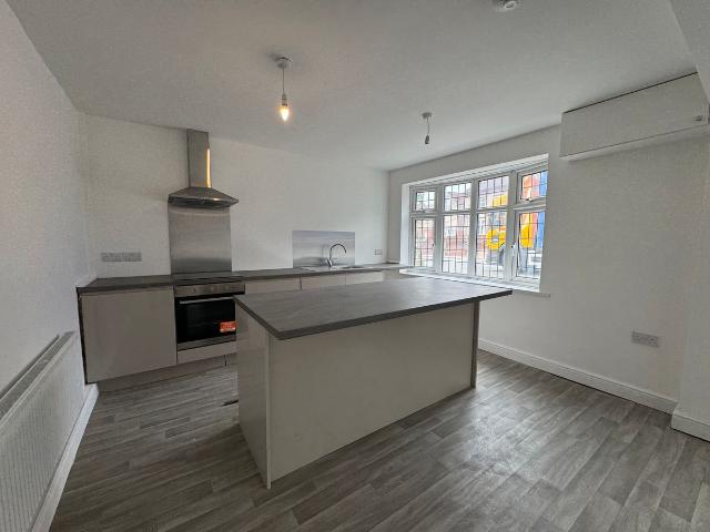 St. Lawrence Road, Chesterfield S42, 3 bed semi detached house to rent, £950 pcm | PrimeLocation