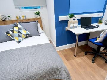 St. Leonards Gate, Lancaster LA1, Studio to rent, £650 pcm | PrimeLocation