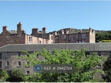 St. Leonards Lane, Edinburgh EH8, 2 bed flat to rent, £1,500 pcm | PrimeLocation