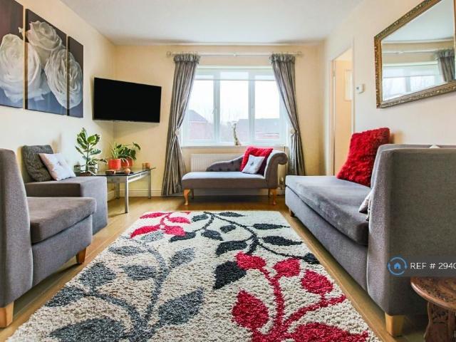 St. Leonards Park, East Grinstead, RH19 1 bed flat to rent £1,000 pcm £231 pw