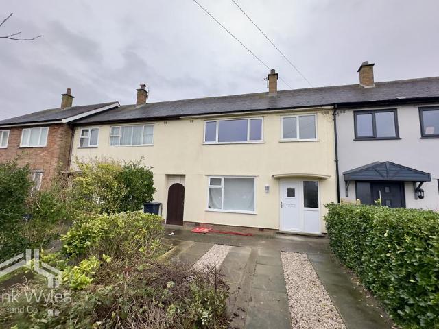 St. Leonards Road East, Lytham St. 3 bed terraced house to rent £975 pcm £225 pw