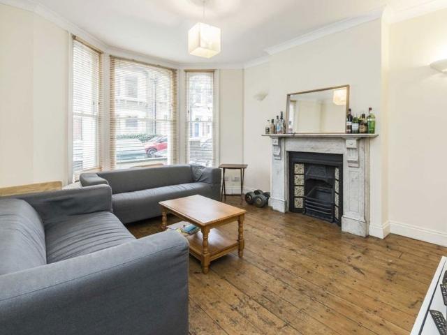 St. Luke's Avenue, SW4, London
