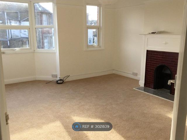 St Lukes Avenue, Ramsgate CT11, 2 bed flat to rent, £850 pcm | PrimeLocation