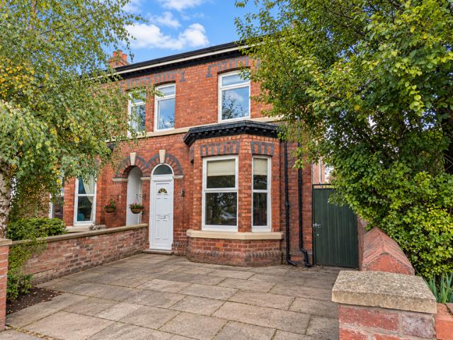 St. Lukes Road, Southport PR9 3 bed semi detached house to rent £1,300 pcm £300 pw