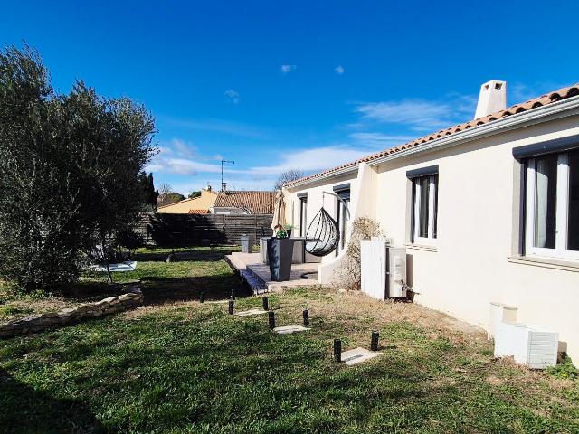 ST MAMERT DU GARD VILLA ENTIEREMENT RENOVEE DE PP T4 DE 96.78M2 SUR 539M2 DE TERRAIN
