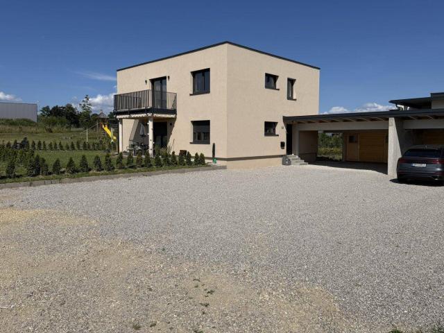 ST. MARTIN IM INNKREIS Neuwertige 3 Zi Wohnung im OG