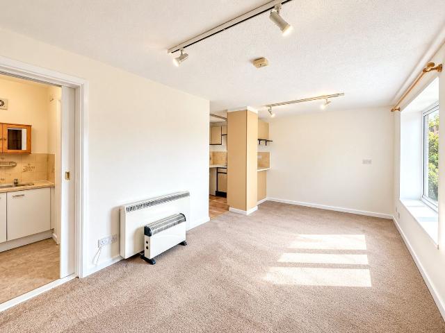 St. Martins Green, Trimley St. Martin IP11, Studio to rent, £575 pcm | PrimeLocation