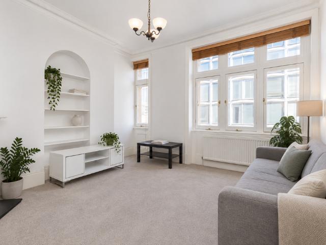 St Martin's Lane, Covent Garden WC2 2 bed apartment to rent £3,792 pcm £875 pw